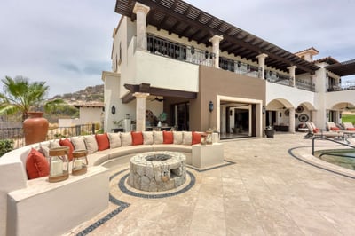 Luxury Villa Photo #19