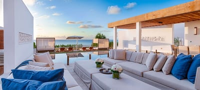 Luxury Villa Photo #2