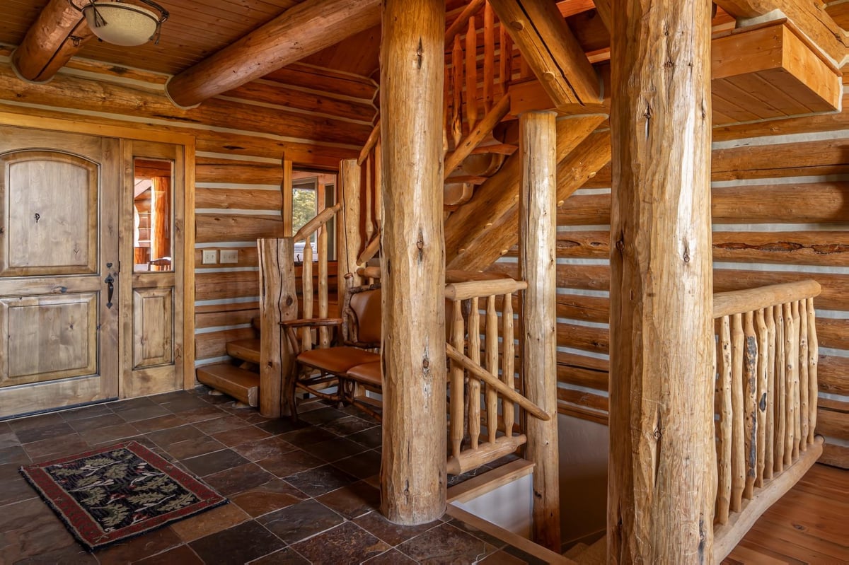 Huckleberry Hideaway