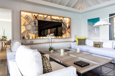 Luxury Villa Photo #18