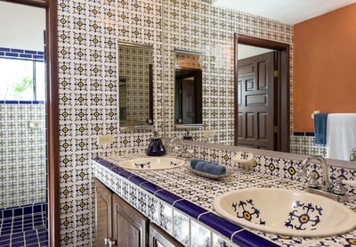 Luxury Villa Photo #18