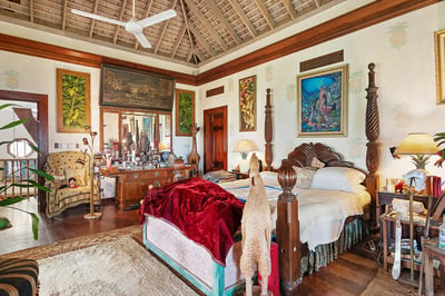 Luxury Villa Photo #21