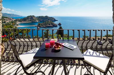 Luxury Villa Photo #13