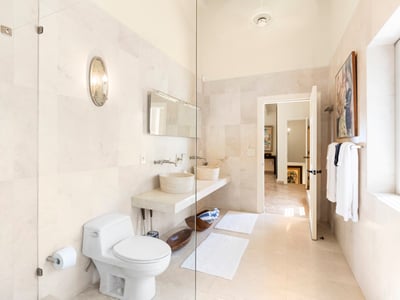 Luxury Villa Photo #59