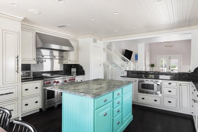 Luxury Villa Photo #15