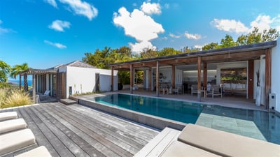 Pool & Terrace