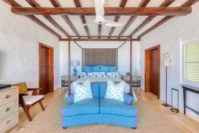 Luxury Villa Photo #24