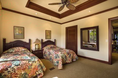 Luxury Villa Photo #23