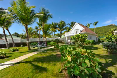 Luxury Villa Photo #4