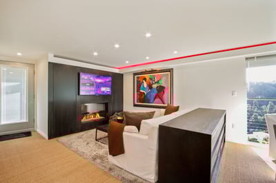 Luxury Villa Photo #32