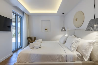 Luxury Villa Photo #31