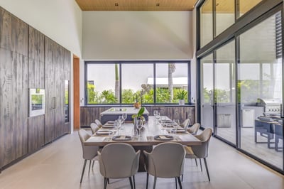 Luxury Villa Photo #13