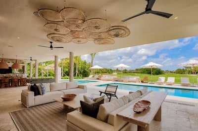 Luxury Villa Photo #14