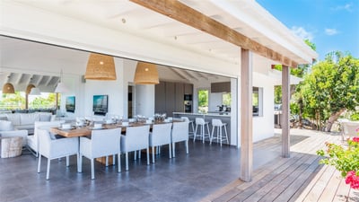 Luxury Villa Photo #17