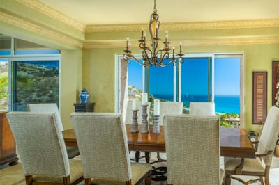 Luxury Villa Photo #21