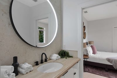 Luxury Villa Photo #47