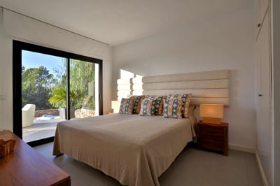Luxury Villa Photo #11