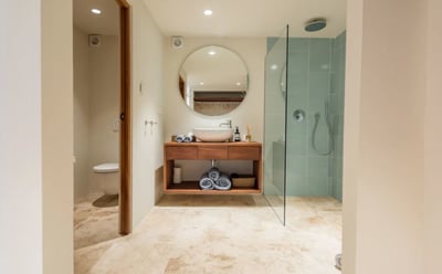 Luxury Villa Photo #32