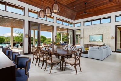 Luxury Villa Photo #13