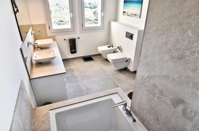 Luxury Villa Photo #31