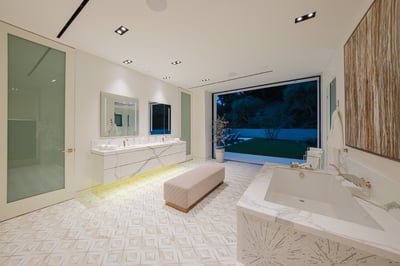Luxury Villa Photo #29