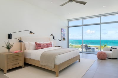 Luxury Villa Photo #30