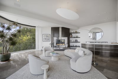 Luxury Villa Photo #30