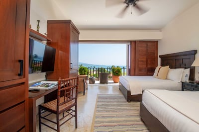 Luxury Villa Photo #25