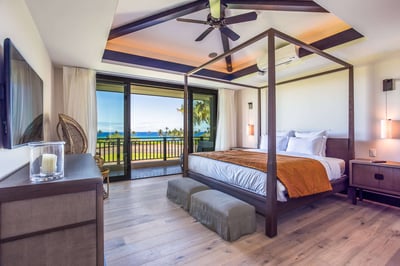 Luxury Villa Photo #16