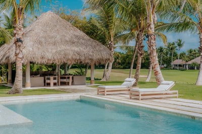 Luxury Villa Photo #5