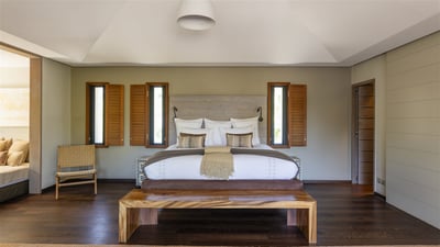 Luxury Villa Photo #41