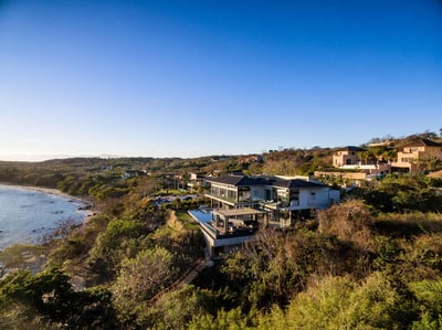 Luxury Villa Photo #10