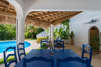 Luxury Villa Photo #5
