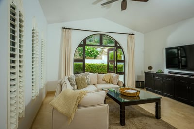 Luxury Villa Photo #21