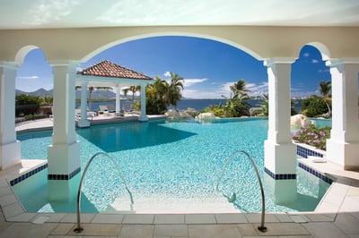 Luxury Villa Photo #4