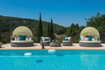 Luxury Villa Photo #4