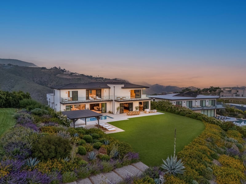 Murphy Crest Oceanview Estate