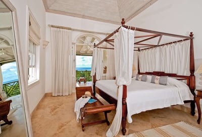 Luxury Villa Photo #13