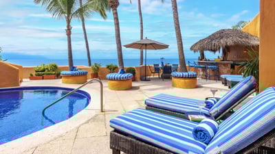 Luxury Villa Photo #7