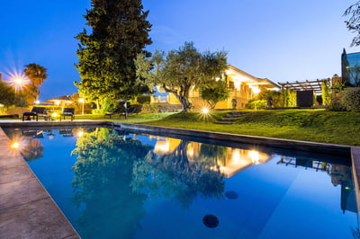 Luxury Villa Photo #3