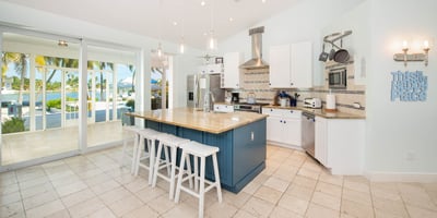Luxury Villa Photo #20