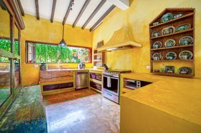 Luxury Villa Photo #16