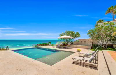 Luxury Villa Photo #3