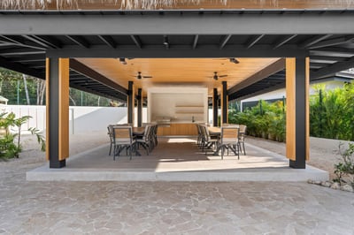 Luxury Villa Photo #60