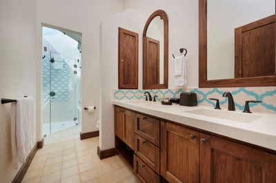Luxury Villa Photo #20