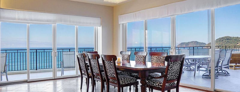 Vista Las Palmas 11C