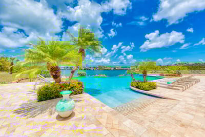Luxury Villa Photo #2