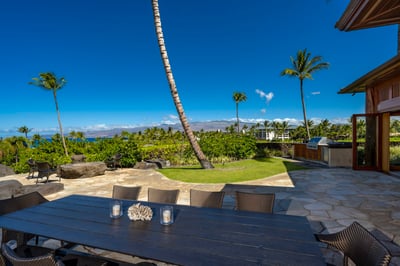 Luxury Villa Photo #6