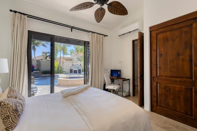 Luxury Villa Photo #54