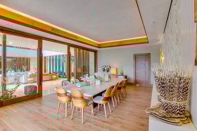 Luxury Villa Photo #33